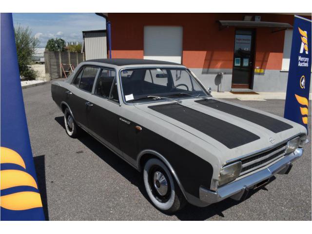 Opel Rekord C Lusso