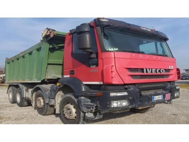 IVECO TRAKKER 450 RIBALTABILE POSTERIORE