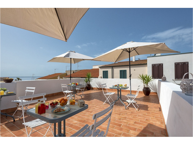 Alguer Guest House  Sardegna centro storico fronte mare